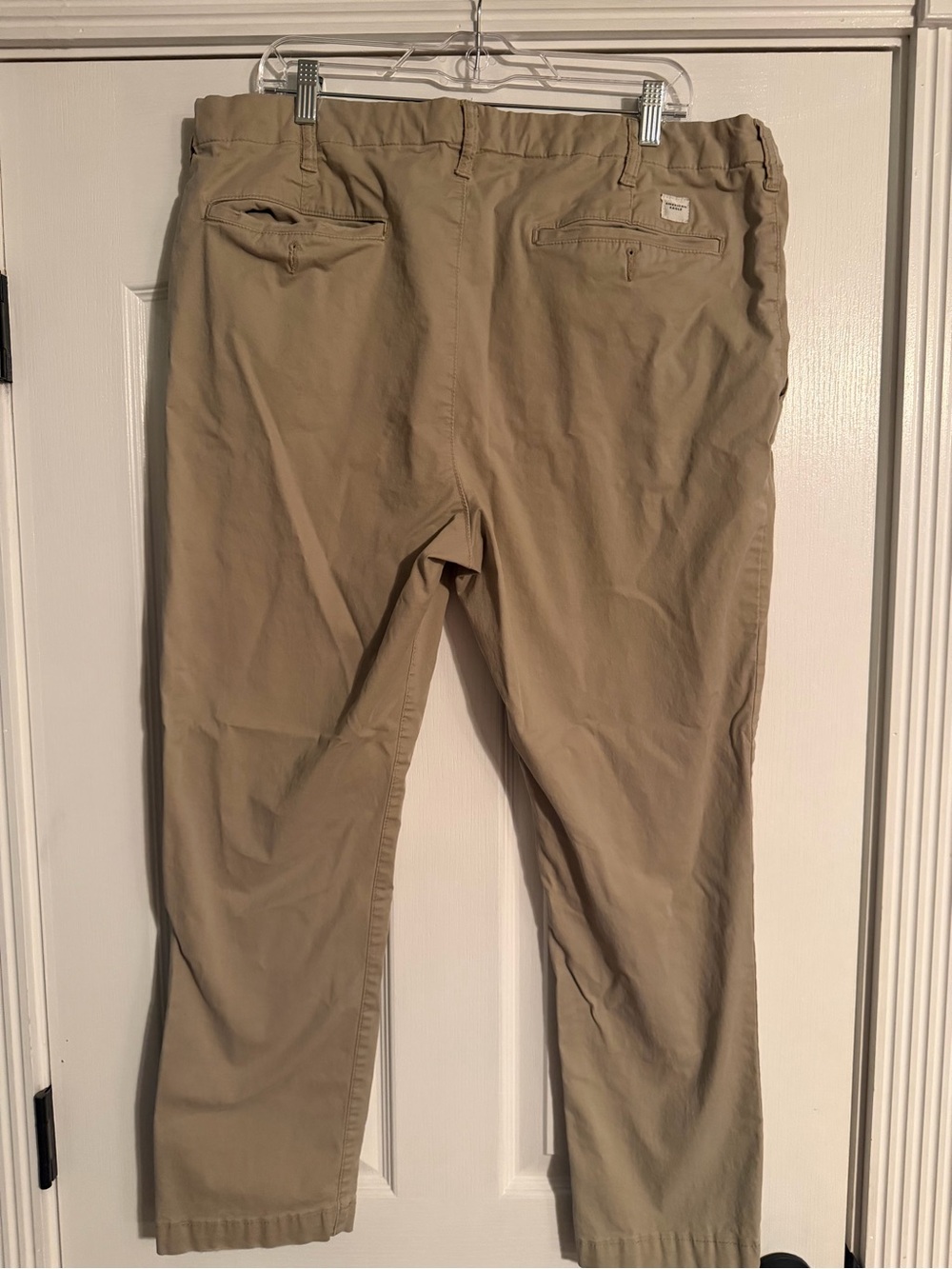 American Eagle Outfitters Men's Tan Chino Pants - Picture 2 of 3